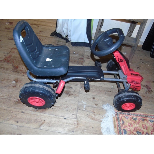 60 - A Avigo Blaze child's pedal cart