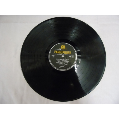 20 - The Beatles 'Help' Album (PMC1255) First Pressing. Matrix No's side 1 XEX 549-2 side 2 XEX 550-2