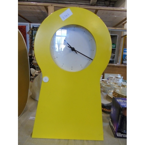 16 - A nicely formed contemporary clock. 47cm tall