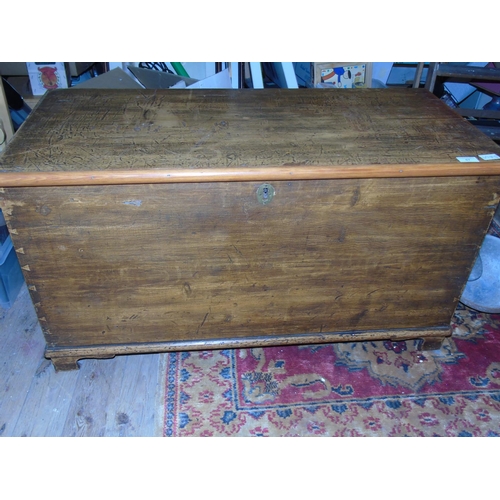 66 - A quality Victorian pine chest