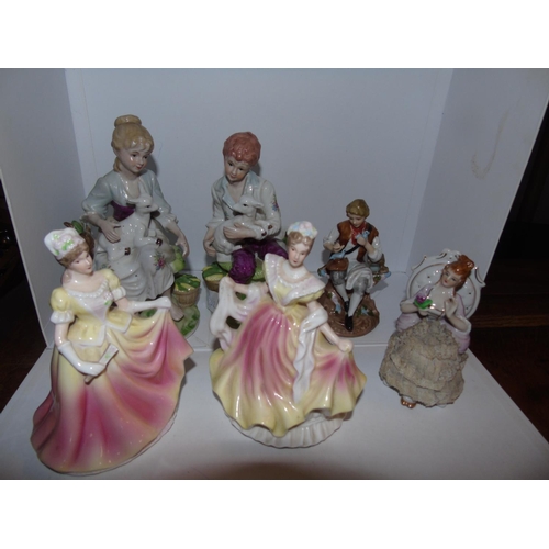 18 - A group of porcelain figures including Leonardo etc