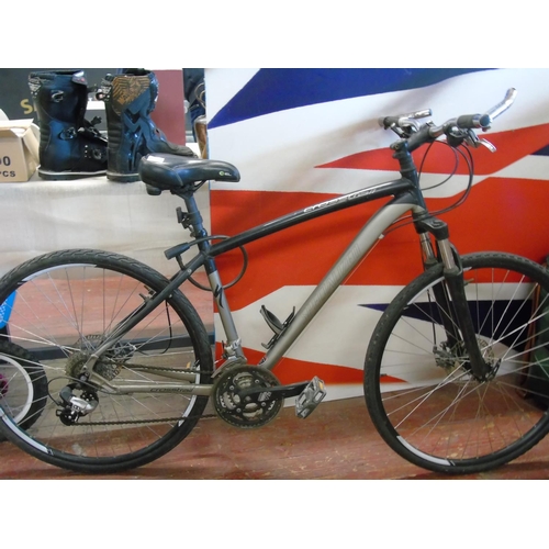 483 - A Crosstrail Specialized push bike