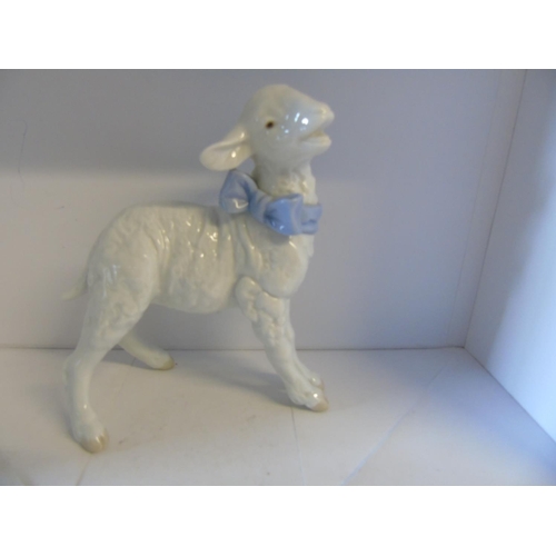 467 - A collectable Lladro goat figurine