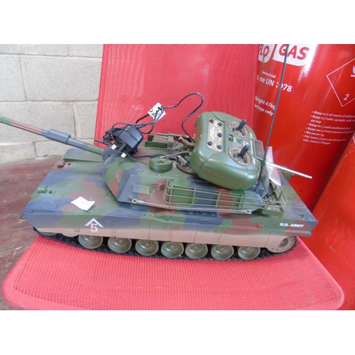 301 - A good quality remote controlled tank in working order