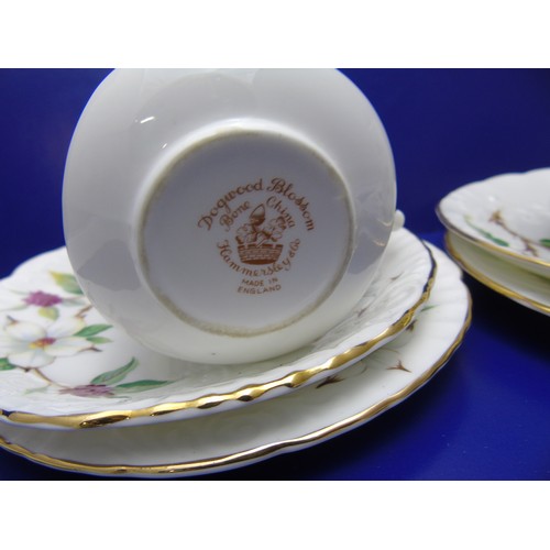 30 - One hundred and fourteen (12 place settings) pieces of Hammersley fine bone china 'Dogwood' pattern ... 