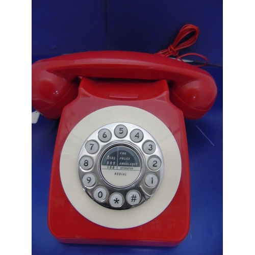 27 - A vintage style telephone