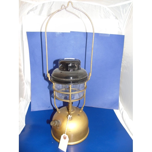 38 - A vintage Tilley lamp model 264A