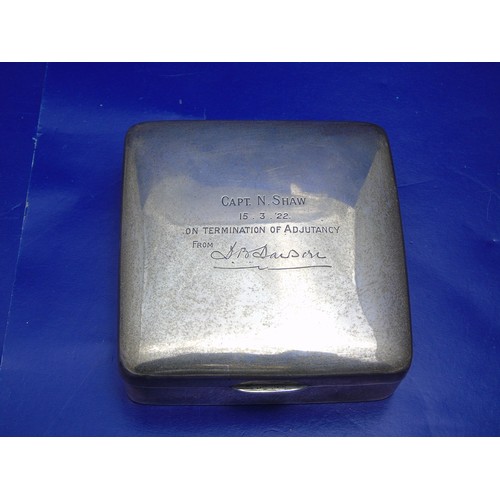 121 - A silver hallmarked for Birmingham 1921 cigarette case with box wood lining Total weight 280 grams (... 