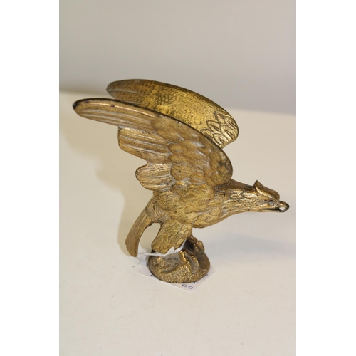 128 - A 1920's gilt bronze car Mascot