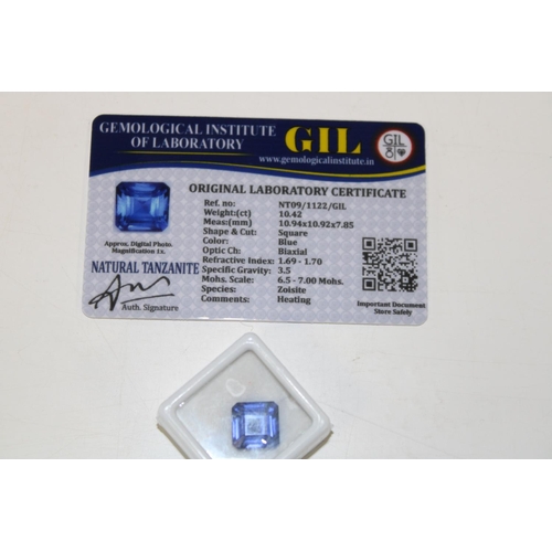 171 - A Tanzanite gemstone with certificate