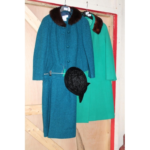 443 - A Ladies vintage two piece outfit, coat and hat