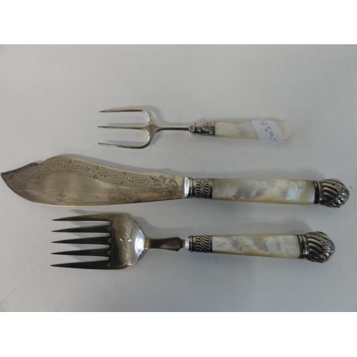 521 - Three pieces of vintage cutlery one with a silver collar