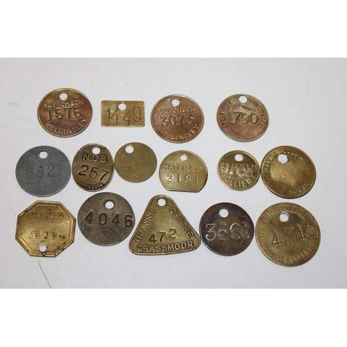 511 - Fifteen collier miners pit tokens