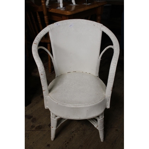 79 - A vintage white wicker chair Collection Only