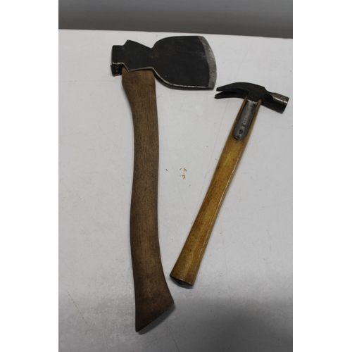 89 - A vintage hand axe & hammer