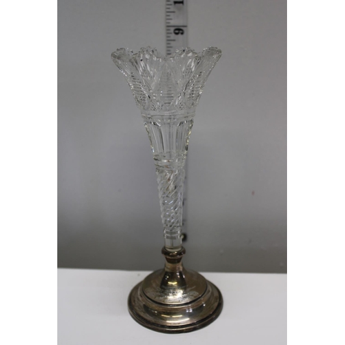 17 - A hallmarked silver based glass posy holder. Hallmarked for Birmingham 1902