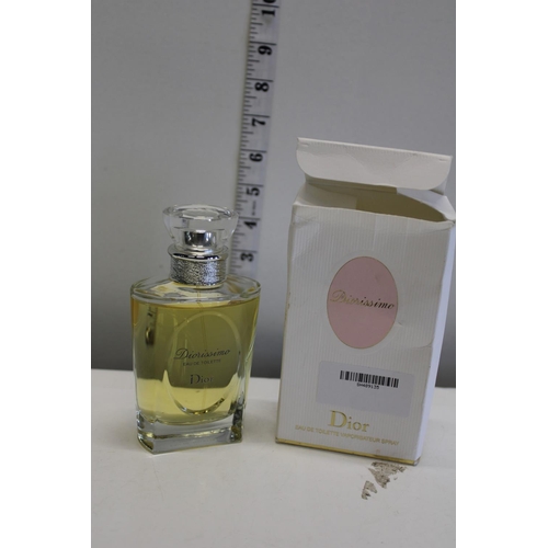 341 - A new boxed perfume