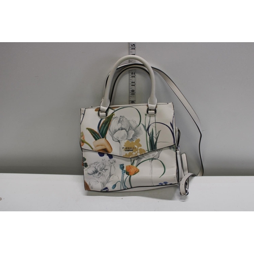 23 - A ladies Fiorelli handbag