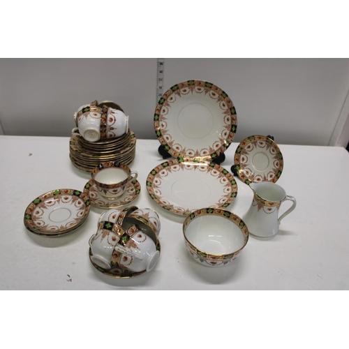 279 - Sandon Tea service. 30 Piece