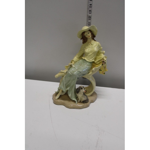 24 - Vintage ceramic figurine