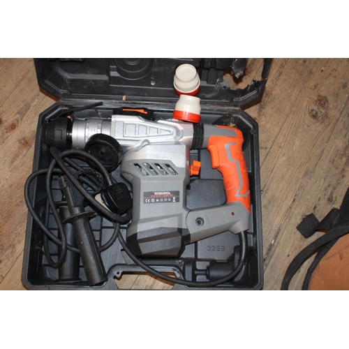 118 - A boxed Terratek hammer drill