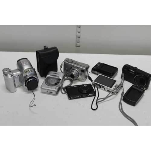 29 - A selection of digital cameras