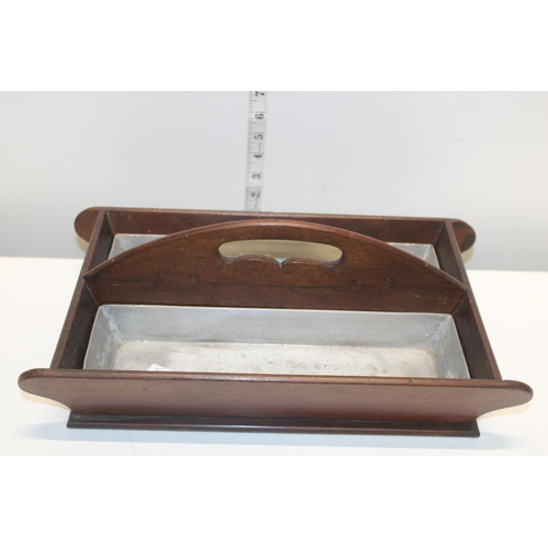 67 - A vintage oak cutlery tray with galvanised liners