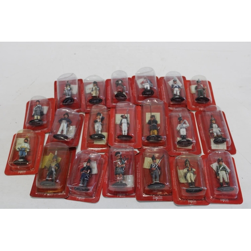 410 - 20 sealed Del Prado military figures