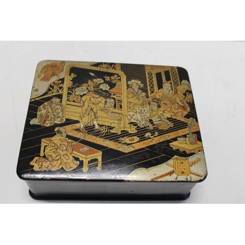 6 - An antique Japanese lacquered box