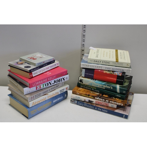 422 - Selection of assorted books