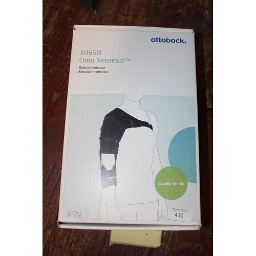 410 - A boxed shoulder orthosis