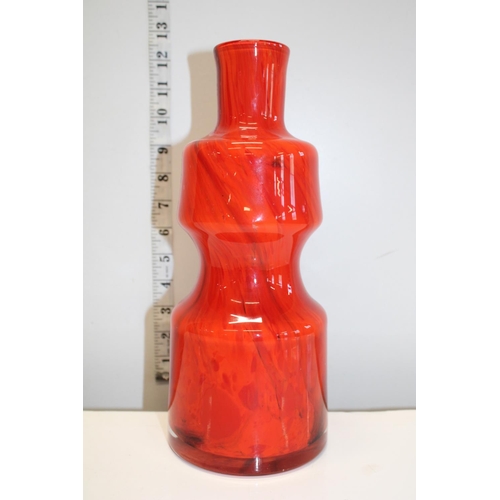 53 - A Prachen Czech studio glass vase