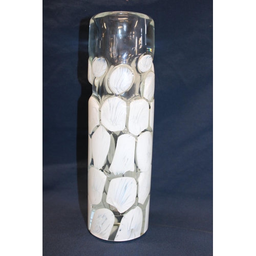 99 - A Murano Italian studio glass vase