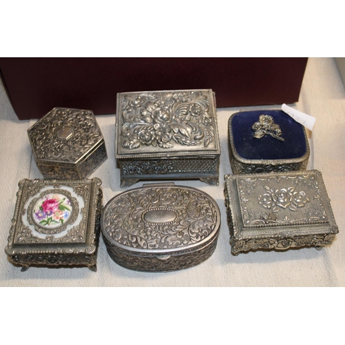 48 - A selection of metal ware jewellery boxes