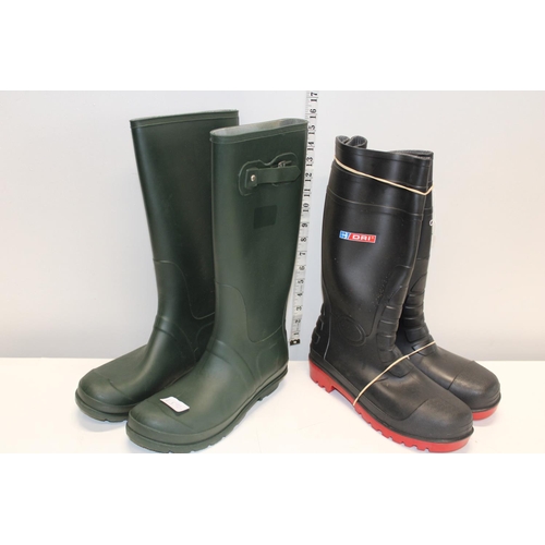 279 - Two pairs of wellington boots