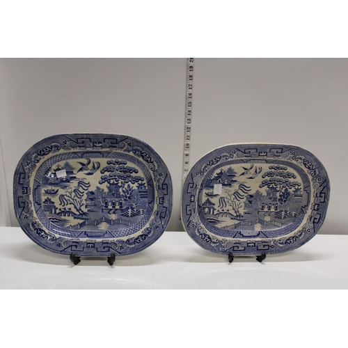 286 - Two antique blue and white meat plates