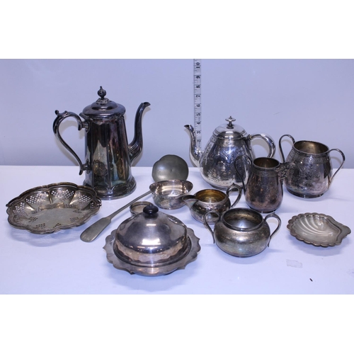 90 - A job lot of assorted plated ware. postage unavailable