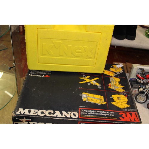 58 - A boxed Meccano 3M set and a K'nex case and contents