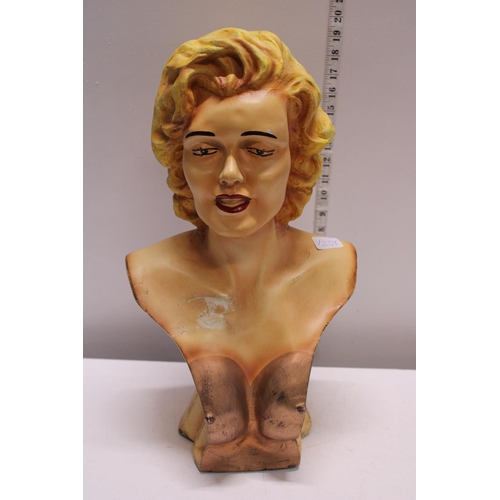 146 - A Marilyn Monroe bust, shipping unavailable