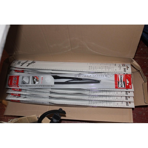 183 - A job lot of new Champion X43 wiper blades