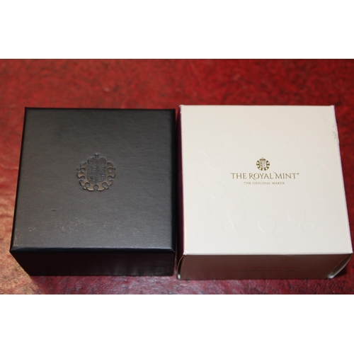 6 - A limited  edition Royal Mint 2022 gold proof half sovereign coin (541/2000).