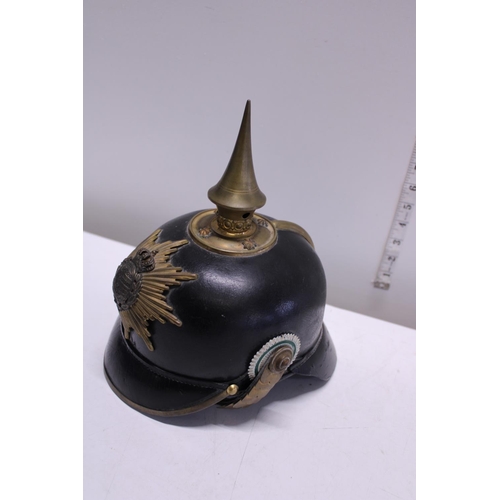 25 - A German WW1 Pickelhaube Saxon Cuirassier helmet