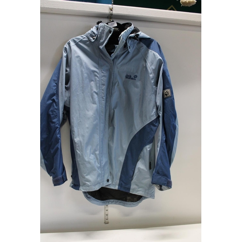 A Jack Wolfskin jacket size 1416
