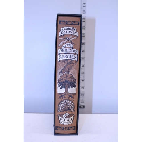 16 - A Folio Society Charles Darwin's The Origin of Species