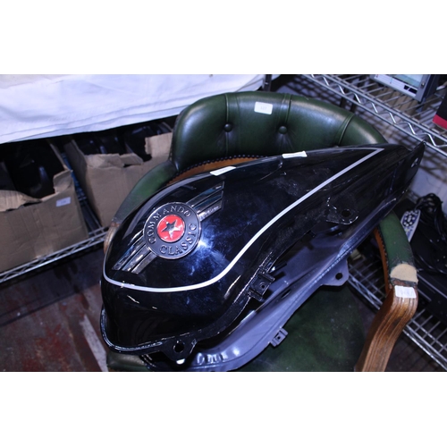 129 - A Commando Classic motorbike fuel tank, shipping unavailable