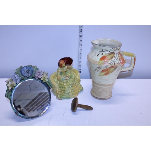 21 - A selection of assorted collectables including a Arthur Wood vase