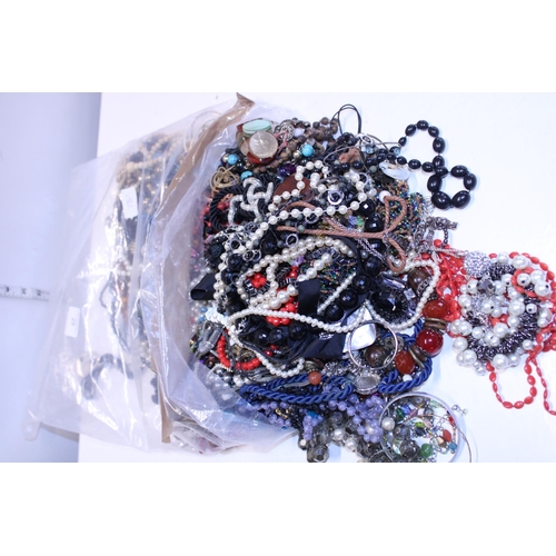 29 - Approx 5kg of assorted costume jewellery