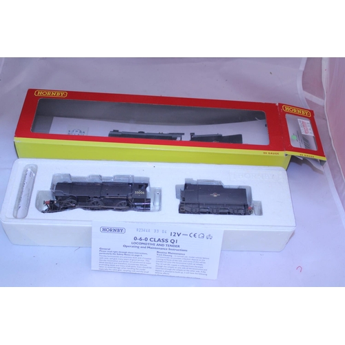 10 - A boxed Hornby BR 0-6-0 class Q1 locomotive 33006