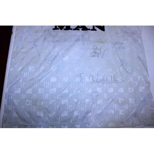 428 - A Leeds United Football shirt signed by the players from the late 1980's. From the collection of Ex ... 