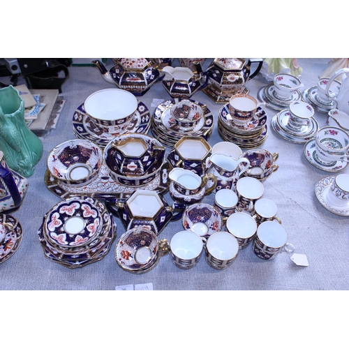 36 - A job lot of assorted early 20th century bone china, shipping unavailable